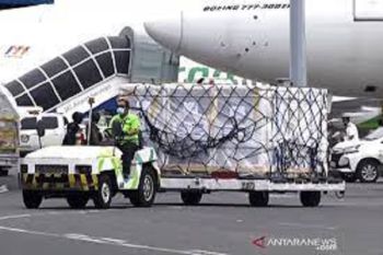 Sebanyak 1,4 juta dosis vaksin Sinopharm telah tiba di Indonesia