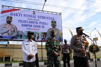 Polres Bantul gelar bakti sosial bagi masyarakat terdampak COVID-19