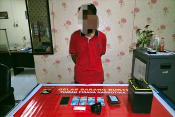 Sembunyikan sabu di bawah aki mobil, warga Suryawangi ditangkap polisi
