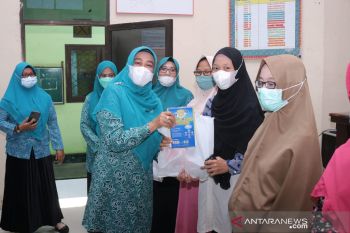 Giliran Tualang dan Minas terima bantuan PMT dari RAPP