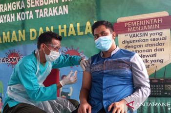 Penerima vaksin COVID-19 dosis lengkap bertambah 130.630 orang menjadi 15,9 juta