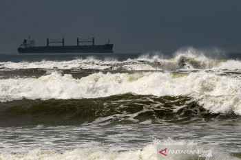 BMKG: Waspadai tinggi gelombang di Selat Lombok sampai 2 meter lebih