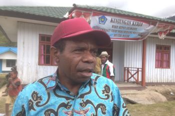 Masyarakat distrik Walaik Jayawijaya dambakan puskesmas dan tenaga medis