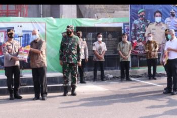 Dinas Sosial Sumsel awasi penyaluran bantuan beras PPKM