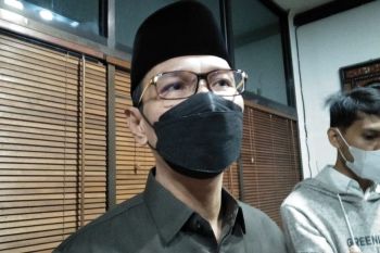Wali Kota Mataram menyumbangkan gaji untuk bantu warga terdampak PPKM