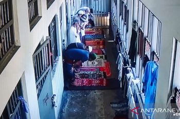 Napi Rutan Palu  pilih shalat Idul Adha dalam kamar sel