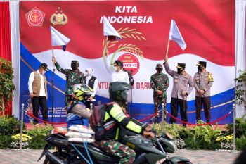 Kapolri pastikan penyaluran bansos PPKM darurat berjalan di seluruh polda