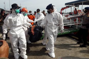 Tim SAR Gabungan kembali evakuasi dua jenazah korban kapal tenggelam