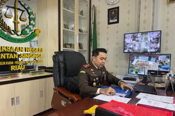 Mantan Bupati Kuansing sebagai tersangka korupsi