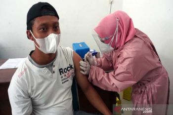 Ratusan pedagang pasar tradisional di Boyolali mulai divaksinasi