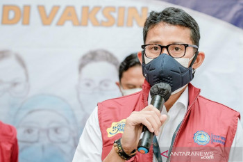 Menparekraf : Jangan sampai sektor pariwisata kibarkan bendera putih