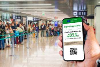 Kasus COVID-19 melonjak, Italia perluas penggunaan "Green Pass"