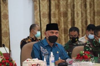Pemprov Sumbar  talangi dividen bagi daerah terkait konversi Bank Nagari