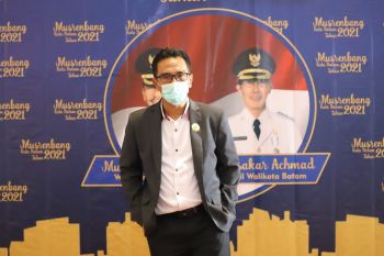 Legislator Kepri minta pemda siapkan layanan informasi vaksinasi