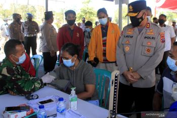 Polda NTT desain bus untuk vaksinasi COVID keliling