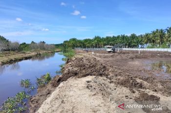 DPRD Agam minta dinas terkait tindak tegas pemilik tambak udang yang merusak lingkungan