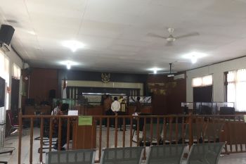 Sidang perdana gugatan lingkungan hidup oleh LPPHI, tergugat mangkir