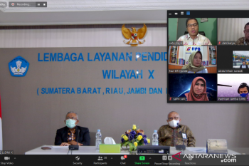 Ini himbauan Kepala LLDIKTI-X pada sesama PTS untuk meningkatkan kualitas pendidikan