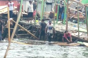 Wali Kota Bandarlampung tawarkan rusunawa bagi warga terdampak gelombang air laut