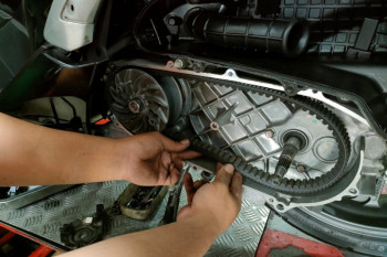 Cara aman merawat v-belt motor  matik