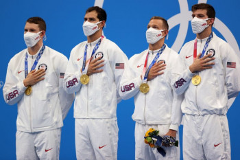 AS cetak rekor dunia menangi gaya ganti estafet putra Olimpiade
