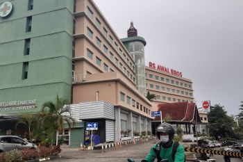 Bupati Anambas  dirawat di RSAB Batam
