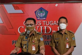 Maurits ajak warga patuhi PPKM level 4 hentikan penyebaran COVID-19