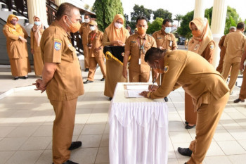 Ditunda, gaji ASN yang belum divaksin