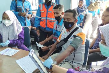 PLN UP3 Solok proaktif cegah COVID-19, pewai ikut vaksinasi