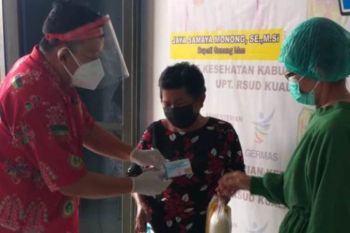 Tarik minat warga, PPNI Gumas beri doorprize saat vaksinasi