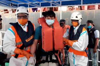 Kena hipertensi, tim SAR Banda Aceh evakuasi WN Filipina dari kapal kargo