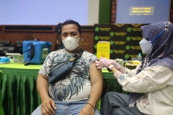 Kadin Lampung harap vaksinasi pada UMKM dapat bangkitkan ekonomi nasional