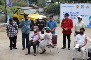 1.000 pelaku usaha pariwisata di Sleman ikuti vaksinasi
