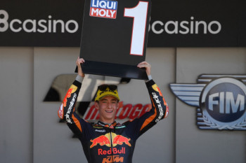 Moto3 - Acosta menangi pertarungan ketat dengan Garcia di GP Styria