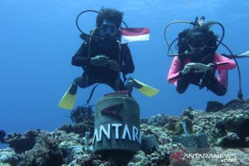 ANTARA bangun tugu Merah Putih di dasar laut Natuna