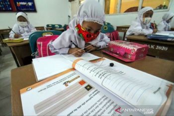 Kemendikbudristek bolehkan pembelajaran tatap muka terbatas di area PPKM Level 1 sampai 3