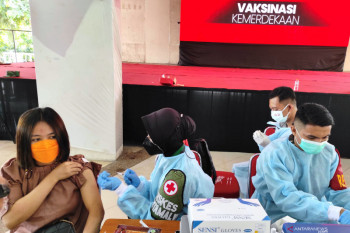 Menko Airlangga: Penerima vaksin lengkap 11,3 persen dari target