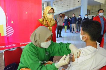 P2KMB Unhas sediakan layanan vaksinasi COVID-19 bagi mahasiswa baru