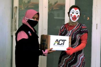 ACT dan MRI Madiun salurkan bantuan pangan bagi warga terdampak PPKM