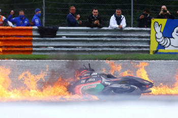Lorenzo Savadori naik meja operasi setelah kecelakaan di GP Styria