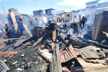 Kebakaran di Makassar menghanguskan 110 rumah