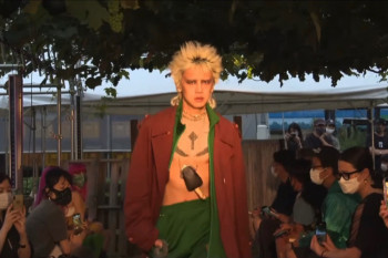 Koleksi fashion asal Indonesia tampil di Paris Fashion Week