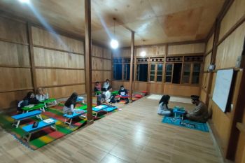 Geliat berantas buta huruf Al Quran di Desa Cahaya Negeri, Lampung Utara