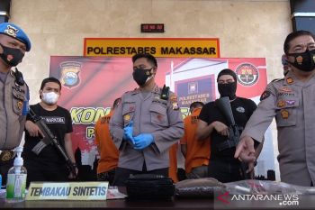 Polrestabes Makassar tangkap tiga pengedar narkotika tembakau gorila