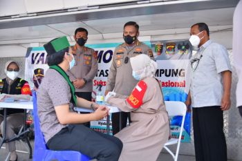 Polda Lampung menargetkan 22.000 dosis vaksin setiap hari