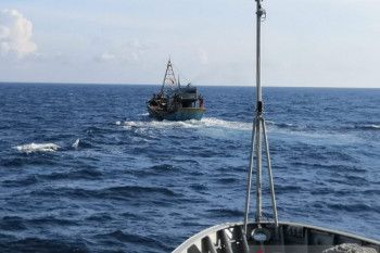 TNI AL tangkap kapal ikan  berbendera Vietnam di laut Natuna Utara