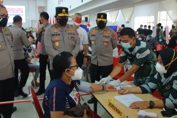 Pelakaanaan Vaksinasi Merdeka Samrat Polda Sulawesi Utara capai target
