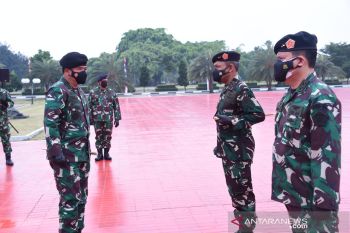 52 Perwira Tinggi TNI tiga matra naik pangkat
