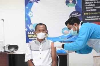 Dinkes kembali vaksinasi 1.778 nakes se-Tanah Laut