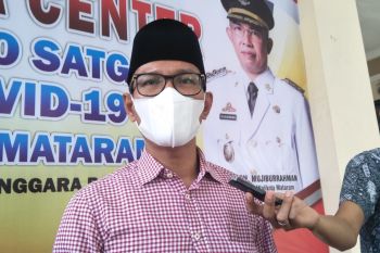 Pemkot Mataram membatasi aktivitas masyarakat tekan penularan COVID-19